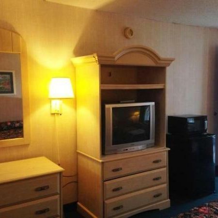 Royal Inn Columbia/Fort Jackson Ngoại thất bức ảnh