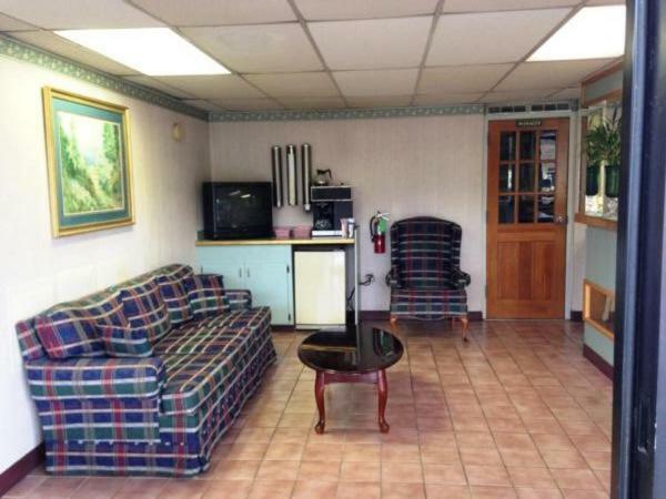 Royal Inn Columbia/Fort Jackson Ngoại thất bức ảnh